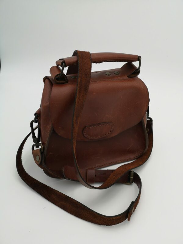 Petit sac style vintage marron1