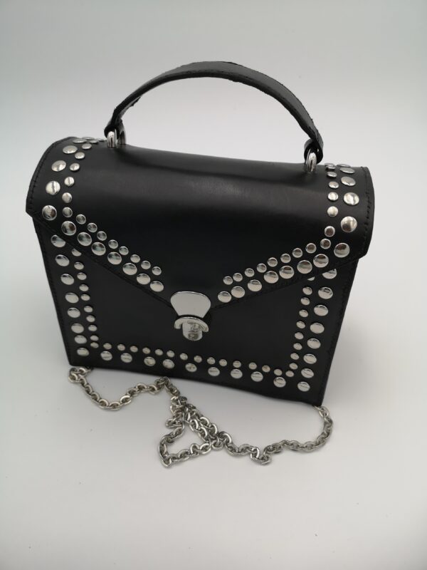 sac-cuir-noir-rivets