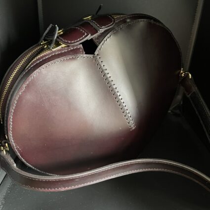 sac-coeur-cuir-prune